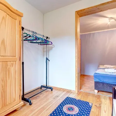 Ferienhaus Bergstrasse 5 بيت للعطل كورسفانت